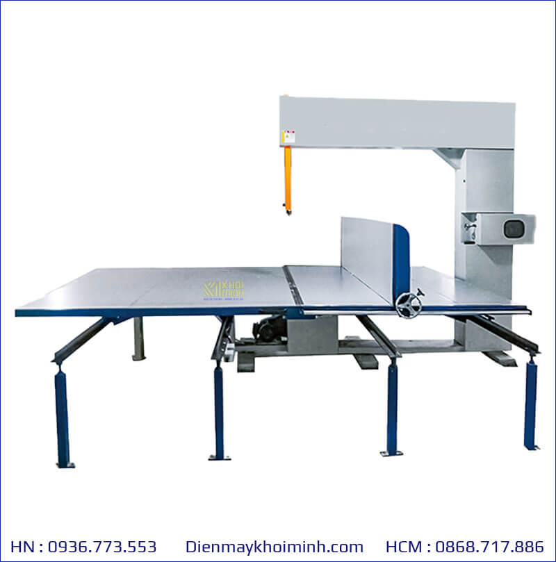 Máy cắt mút công nghiệp CNC KM-E4L02